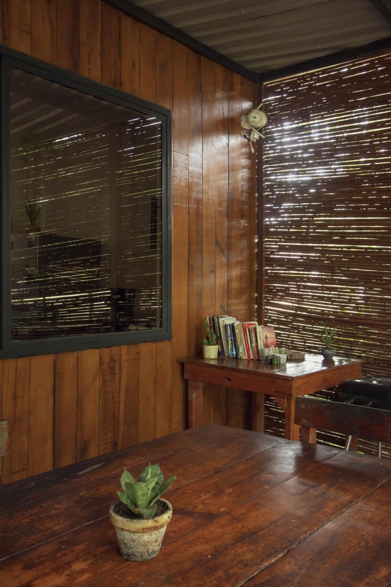 Mola Mola Surf Popoyo Bed & Breakfast Exterior photo